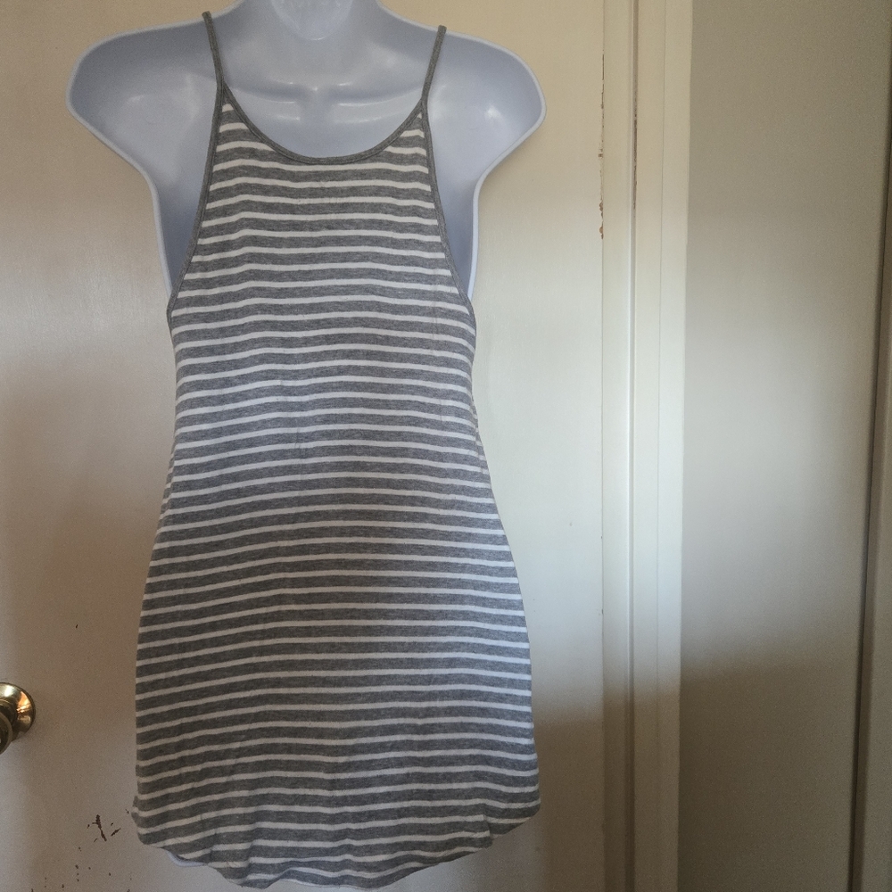 American Eagle- Soft & Sexy- Striped Gray and White Tank Top- Size Medium - Picture 4 of 9